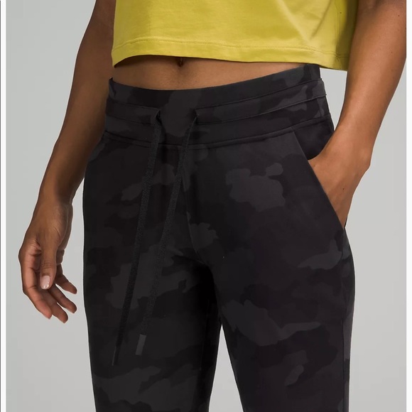 Ready to Rulu Joggers - Picture 7 of 8